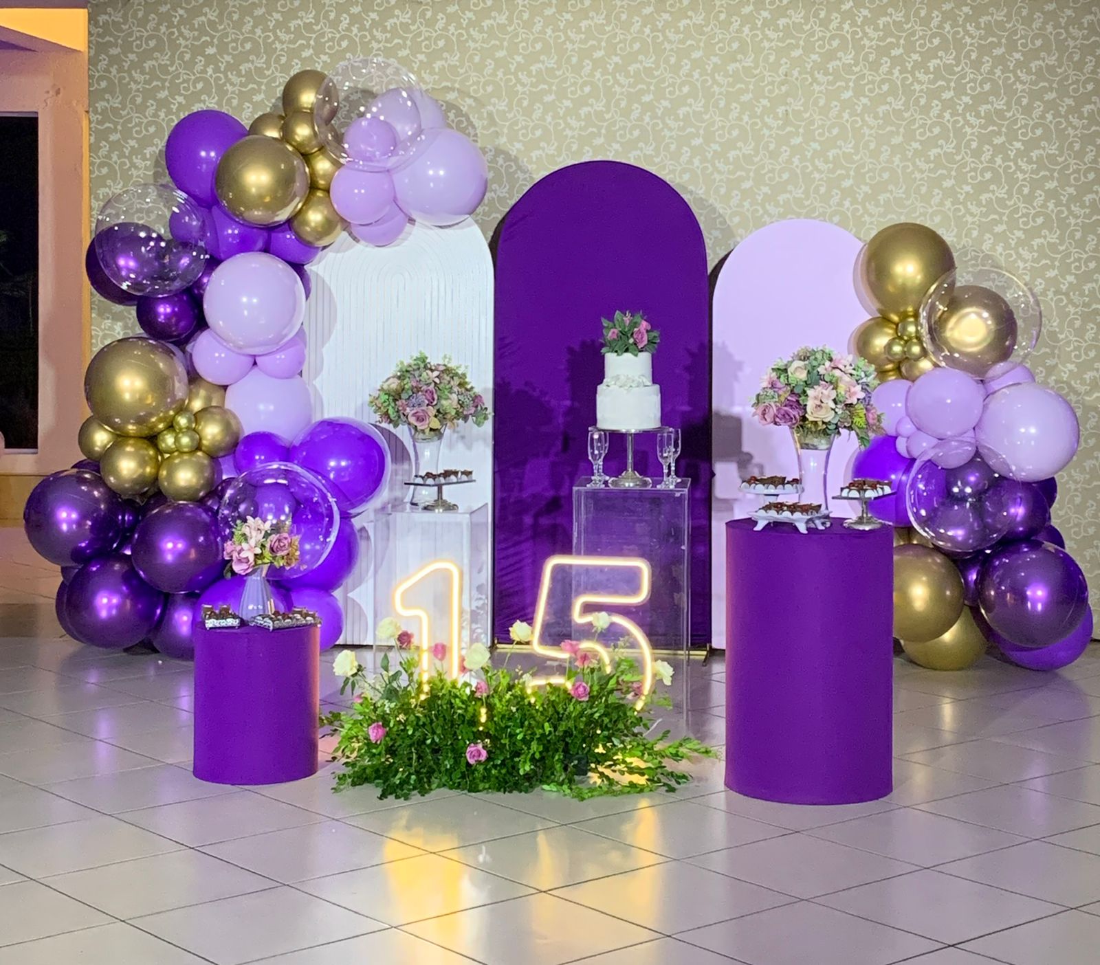Bouquet de balões personalizados Campinas com gás hélio